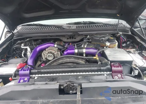 2006 Ford F250 Super Duty из США, поврежденный, VIN 1FTSW21P36EA64169